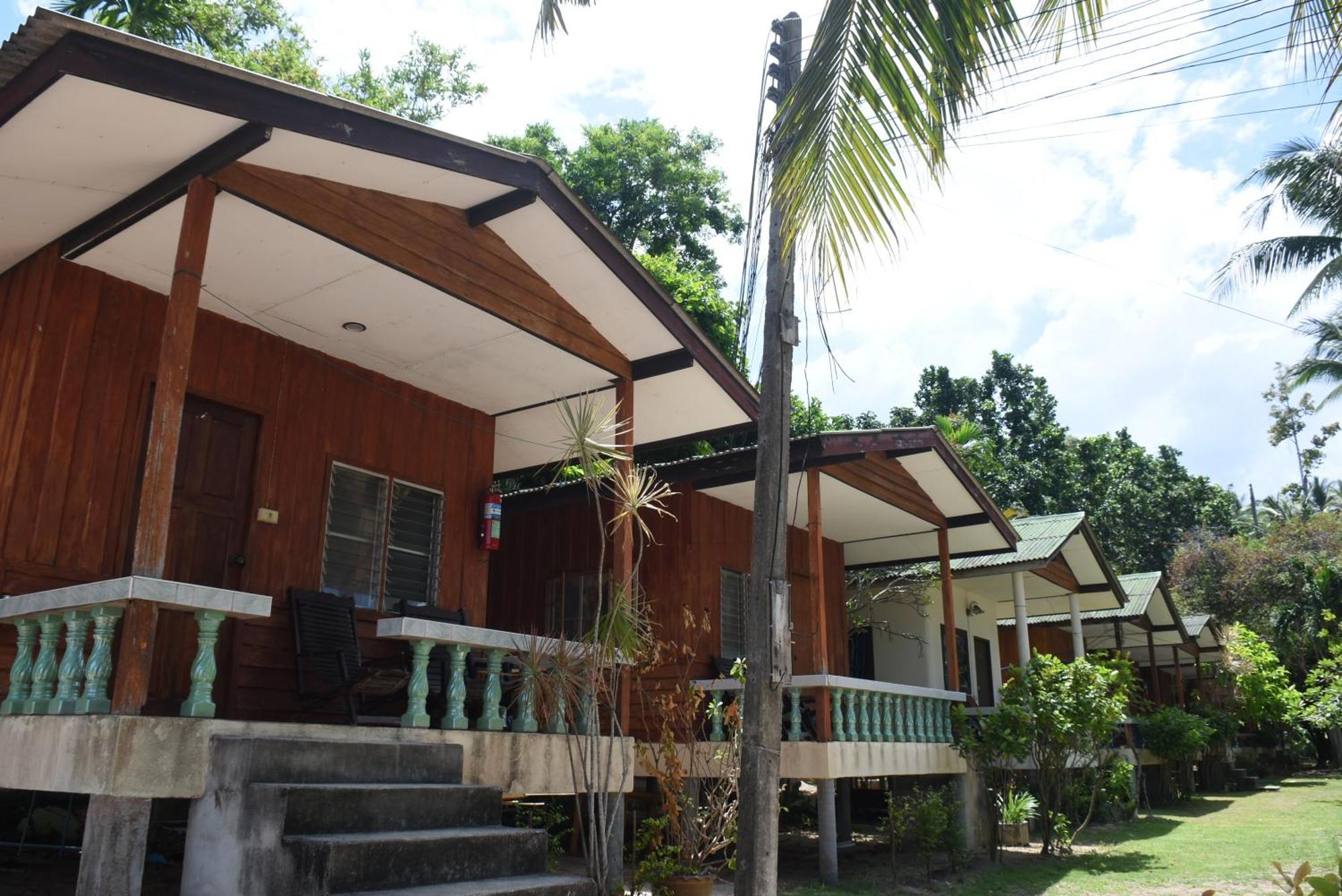 Blue Lotus Resort Baan Tai Extérieur photo